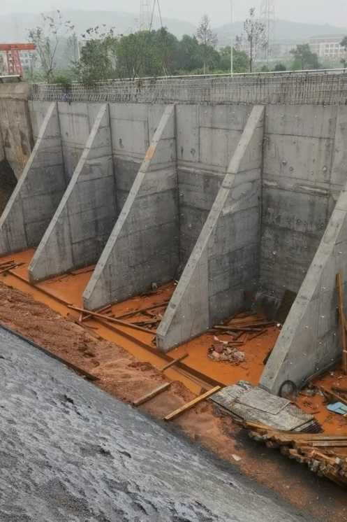 芜湖新芜区锚杆式挡土墙